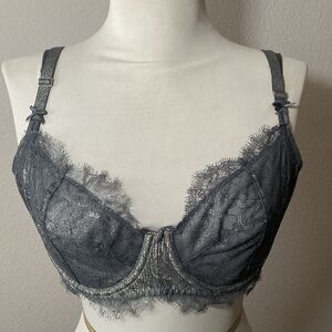 Victoria Secret Gray Lace Sexy Lingerie Bra W/ Underwire Adjustable Straps 34DD